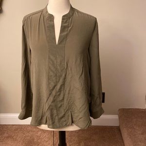 Banana republic blouse